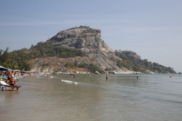 what khao takiab  (หาดเขาตะเกียบหัวหิน)