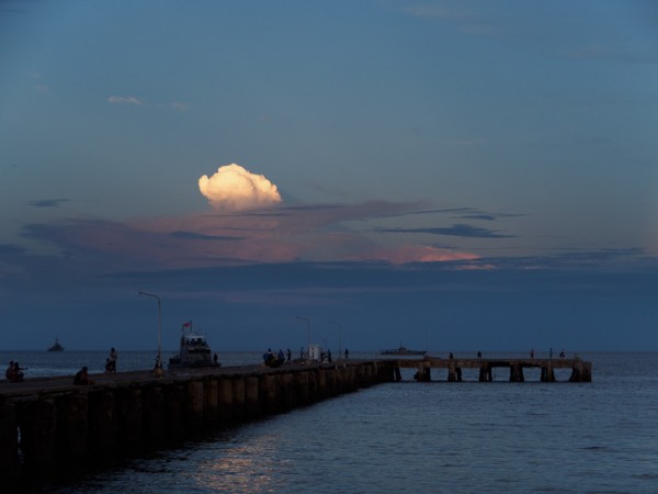 Nov Pier Sunset 03075.jpg