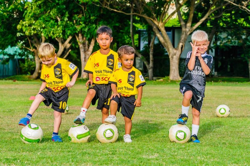 Kiddy Footy Shirts.jpg