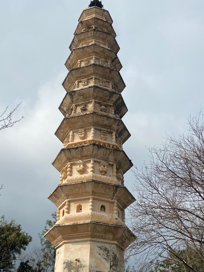 Qianshun pagoda.jpg