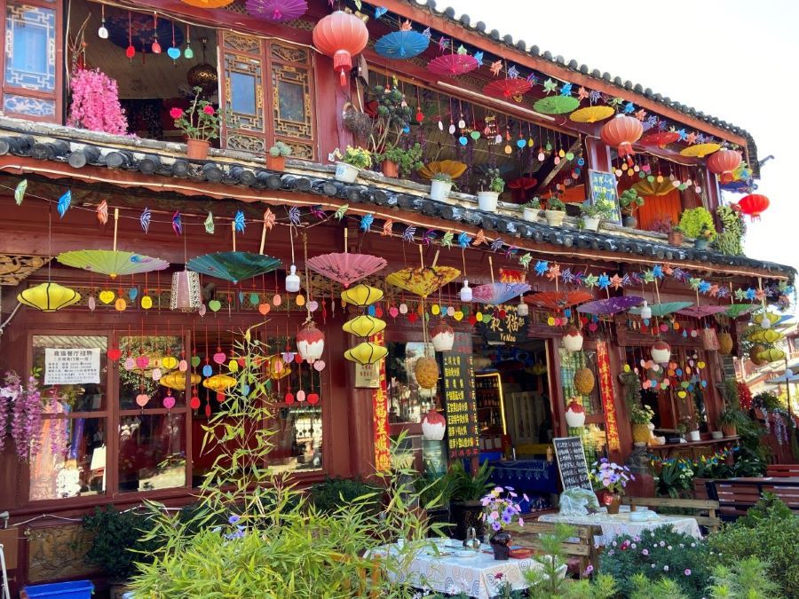 Lijiang ancient town 2.jpg