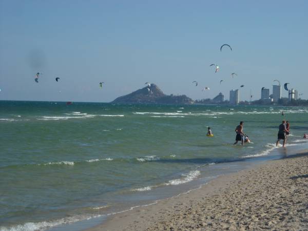 Kite Surfers HH