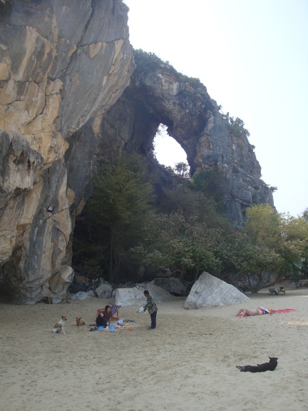 'Half' a cave at the entrance to the beach