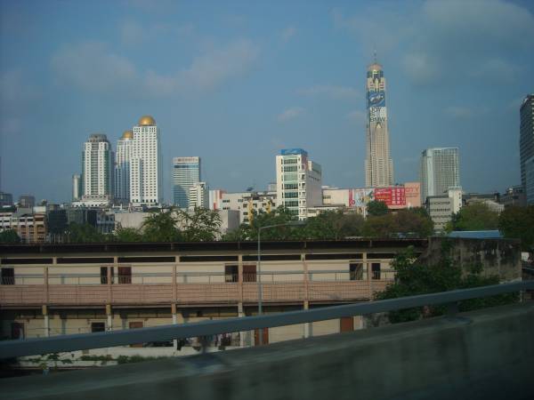 Bangkok skyline with<br />Bai Yok 2