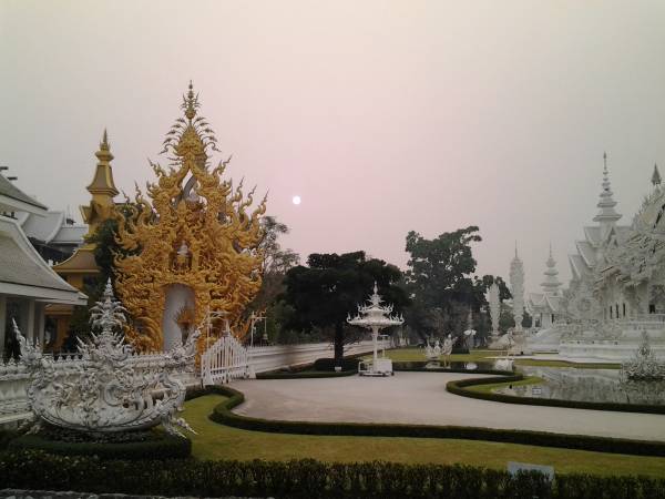 Wat Rong Khun 3