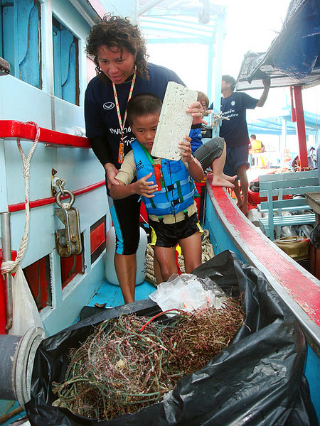 Never too young to learn about marine conservation