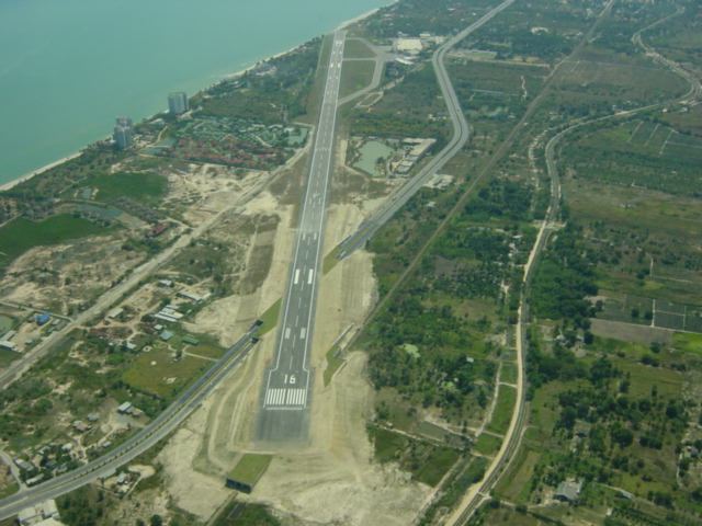 picHuaHinAirport.jpg