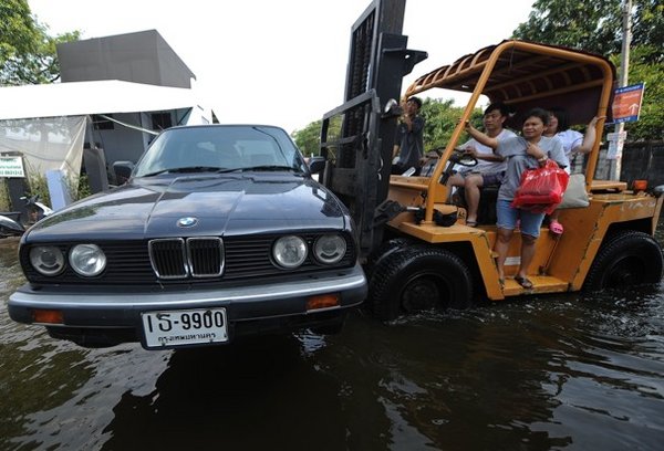 ThaiFloods009.jpg