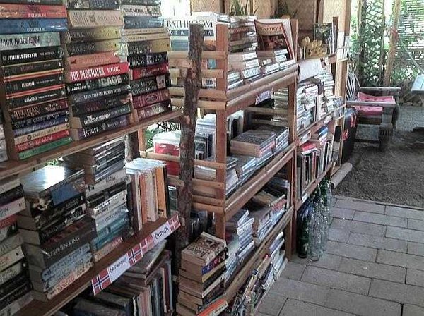 books1.jpg